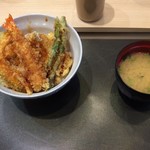 天丼てんや 新宿イーストサイドスクエア店 - 