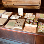 亀末廣 - いつ来ても静かで穏やかな空気が流れる店内。タイムスリップしたみたいな空間♡