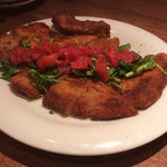 ・ド迫力！ミラノ風カツレツ　豚ロースの揚げ焼き　ケッカソース（1500円税抜）