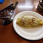 キッチン カトウ - オムライス　ハヤシライスソースかけ