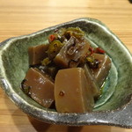 鮨 馬刺し 櫻 - 青唐辛子とコンニャクの炒め煮