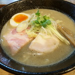 麺屋 一八 - 濃厚汐らぁ麺 860円