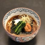 そば処 味里  - 梅ちりそば　810円