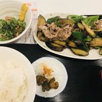 福万食堂 - ナス・ピーマン炒め（豚肉入り）。