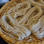 戸隠堂 - ざるとろろそば　980円