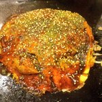 広島焼き やきべえ - 広島焼き(豚、そば、イカ天)