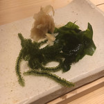 すし岩瀬 - 海ブドウ、ワカメ