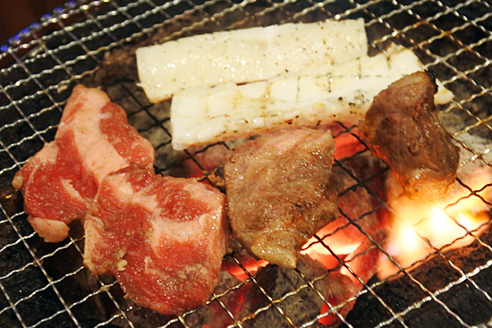 炭火焼肉木の葉