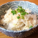 Wagyuuhorumon Sakaba Nikuduki - 酢モツ。鍋ができあがるまでに箸休め