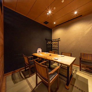 【小上がりテーブル席】3名様より