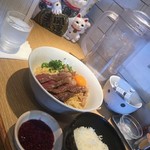 麺屋一燈 - 牛脂そば(miso風味)＋小ライス＋ブルハマ