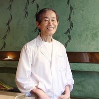 天ぷら道楽 早乙女哲哉 世界に名を馳せる天ぷら職人の最高峰、【みかわ是山居】早乙女