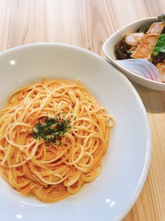 Fo now bisutoro - ずわい蟹のトマトクリームソーススパゲッティ