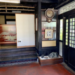 ヨコクラうどん - 心落ち着ける和風な店内。