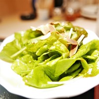 牛刺しと焼肉 仔虎 クリスロード店 - サラダ