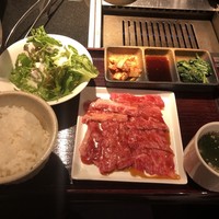 焼肉 たまき家 - カルビセット¥1500