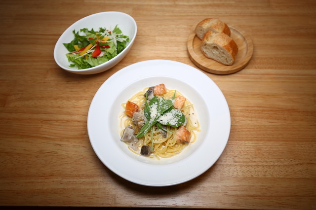 ランチメニュー Pastana パスターナ 旧居留地 大丸前 イタリアン 食べログ