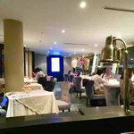 Golden Lounge  KLIA Satellite Platinum - ファーストクラスラウンジ