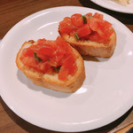 カリメロ - トマトのブルスケッタ