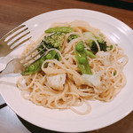 カリメロ - 春野菜とアンチョビのスパゲティ