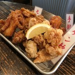 大衆から揚げ酒場 まりお - 日本一ウマいから揚げ3種盛り　780円