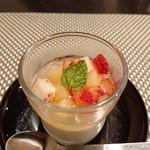 禅紫 - 杏仁豆腐