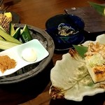 居酒屋 維吹 - きゅうり、くらげポン酢、栃尾の油揚げ、だし巻き玉子