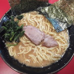 家系ラーメン 王道 - 私が頼んだコテコテラーメン750円(2019.414)