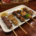 Yakitori Daikichi - 5種盛りを2枚だけ
                      そんな飲み助みたいな注文