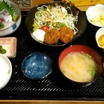 Kaisen Daido Koro Sakanaya - 大根入りの味噌汁もなかなか美味しい
