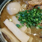 麺屋タカモト - メンマ&味玉周辺