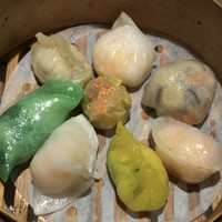老香港酒家京都 - ●香港式飲茶コース¥4000サ税込
                    90分時間制バイキング食べ放題
                    ・蒸し物