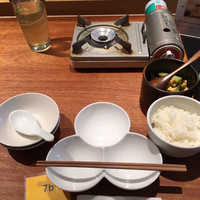 しゃぶしゃぶ KINTAN 代官山本店 - お茶、白ご飯、たれ皿