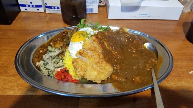 カツカレーのジャイアン>