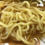 丸八 - 麺アップ