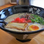 武虎 - 背脂豚骨ラーメン