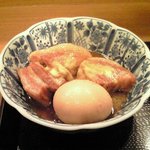 Akasakayashima - 白金豚の角煮定食 1000円 の白金豚の角煮