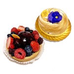 107872018 - タルトアンヴィ（税込864円）
                      マダムフィガロ（税込756円）
                      