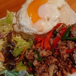 ラーメン居酒屋 ポカラ - ガパオライスアップ