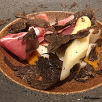 カーサ・デル・チーボ - ﾎﾜｲﾄｱｽﾊﾟﾗのﾎﾞｯﾘｰﾄ 黒ﾄﾘｭﾌとﾌﾟﾛｼｭｯﾄ