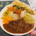 ロイヤルグリーン レストランアンドバー - 日替わりビーフカレー