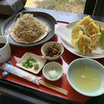 Teuchi Soba Hajinoo - 