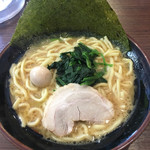 横浜家系ラーメン 稲田家 - 