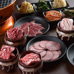 Sambyaku Kyuju Horumon Sumibi Yakiniku - つぼコース_2,500円