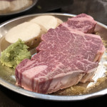 Taishuu Horumon Yakiniku Jun - シャトーブリアン