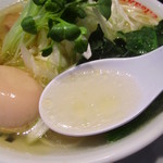 ラーメンキャロル - 透き通るような