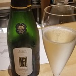 馳走 啐啄一十  - お酒④アダミ・ボスコ・ディ・ジーカ・ブリュットNV(イタリア、プロセッコ)、プロセッコ95％、シャルドネ5％