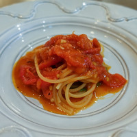 ボニュ - トマトのパスタ