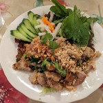 THI THI - 豚焼肉　¥918