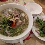 THI THI - 牛肉のフォー　¥918